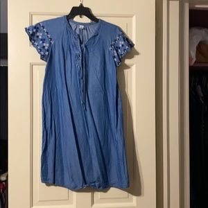 Small denim dress with flutter sleeves
